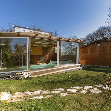 Rural Chalet *